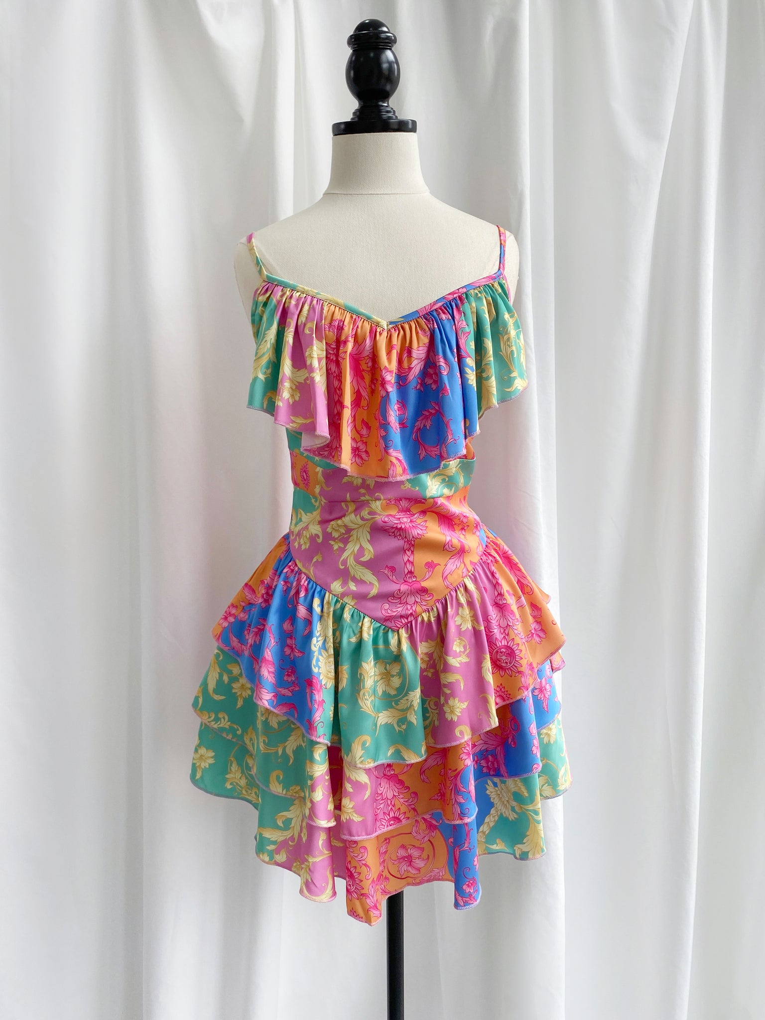 Lovely Print Ruffles Mini Dress